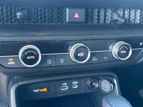 Used 2025 Honda CR-V EX image 26