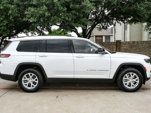 Used 2023 Jeep Grand Cherokee L Limited image 15