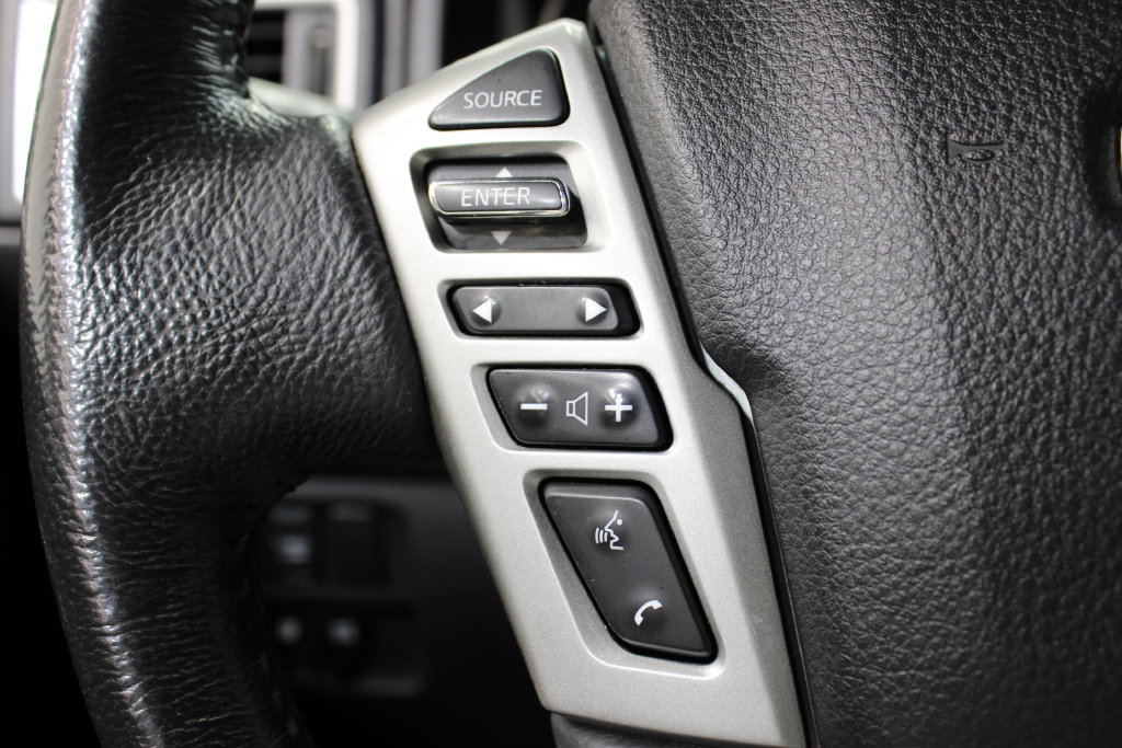 Used 2019 Nissan Titan SV w/ SV Convenience Package AWD/4WD image 26