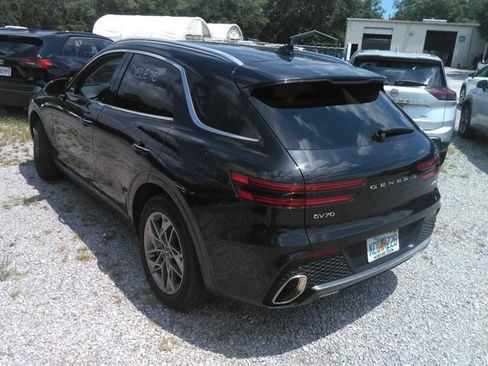 Used 2025 Genesis GV70 2.5T AWD/4WD image 3