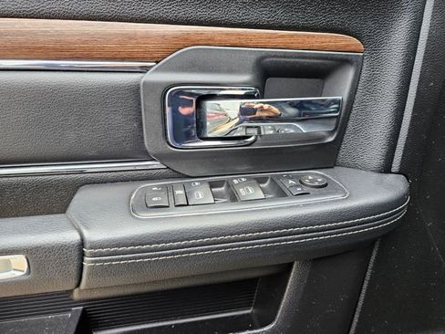 Used 2017 RAM 2500 Laramie w/ Sport Appearance Group image 9