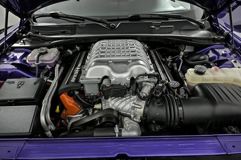 Used 2016 Dodge Challenger SRT Hellcat RWD image 12