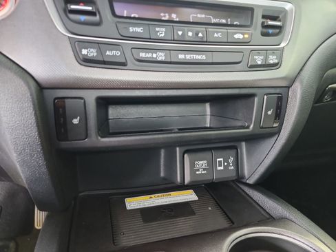 Used 2023 Honda Ridgeline RTL-E image 2