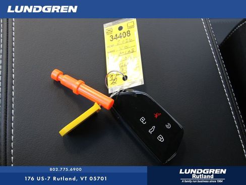 New 2026 Volkswagen Atlas Cross Sport SEL image 4