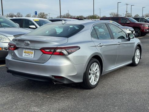 Used 2023 Toyota Camry LE FWD image 3