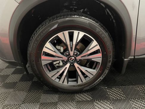 Used 2021 Nissan Rogue SV AWD/4WD image 10