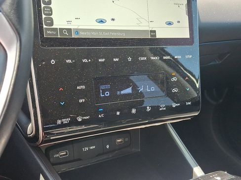 Certified 2023 Hyundai Tucson SEL AWD/4WD image 18