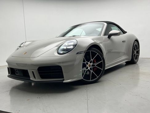 Certified 2025 Porsche 911 Carrera RWD image 27