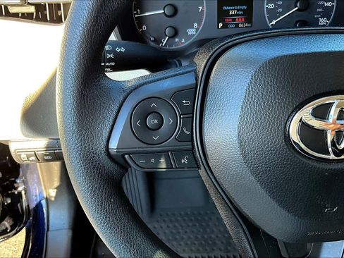 Certified 2025 Toyota Corolla LE image 22