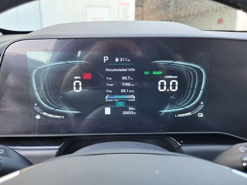 Certified 2025 Kia Niro EX Touring FWD image 25