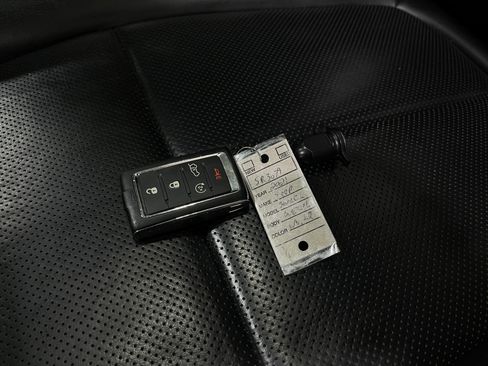 Used 2021 Jeep Grand Cherokee L Overland w/ Advanced Protech Group III image 40