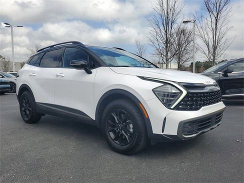 Certified 2024 Kia Sportage X-Pro image 3