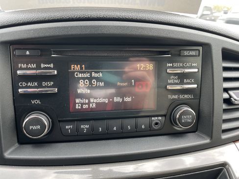 Used 2013 Nissan Quest SV FWD image 18