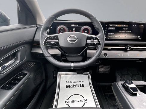 Certified 2023 Nissan Ariya FWD image 5