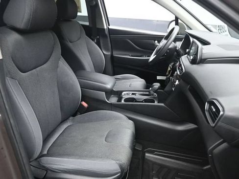 Used 2019 Hyundai Santa Fe SE AWD/4WD image 28