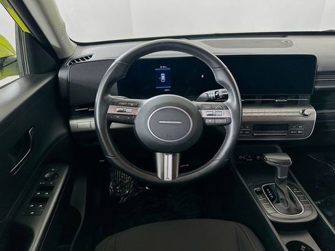 Used 2025 Hyundai Kona SEL AWD/4WD image 28