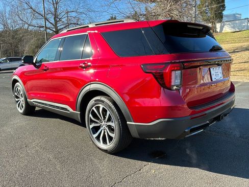 New 2026 Ford Explorer ST-Line w/ Premium Package image 7