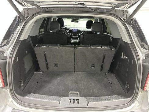 Used 2022 Ford Explorer Limited RWD image 25