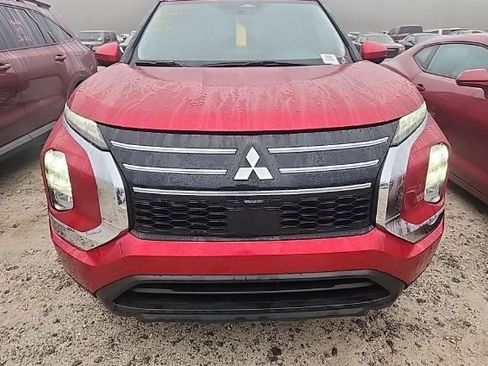 Used 2025 Mitsubishi Outlander ES image 6