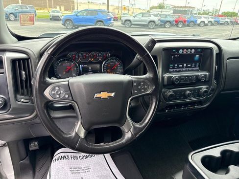 Used 2018 Chevrolet Silverado 1500 LTZ Z71 w/ LTZ Plus Package AWD/4WD image 18