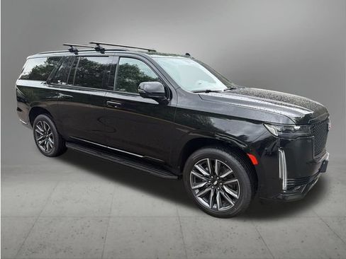 Used 2023 Cadillac Escalade ESV Sport AWD/4WD image 7