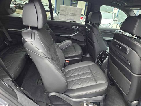 New 2026 BMW X7 xDrive40i w/ Executive Package AWD/4WD image 12