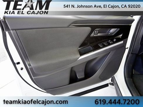 Used 2023 Subaru Solterra AWD image 22