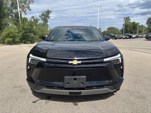 Used 2024 Chevrolet Blazer EV LT AWD/4WD image 8