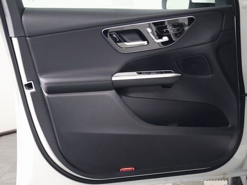 New 2026 Mercedes-Benz GLC 300 4MATIC image 7