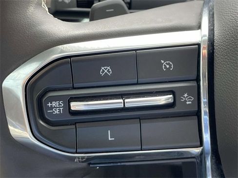 Certified 2024 GMC Acadia Denali image 25