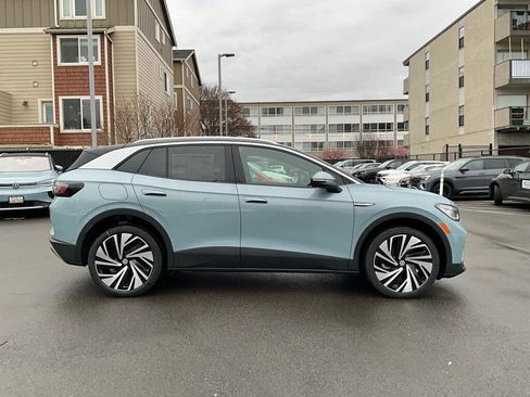 New 2026 Volkswagen ID.4 Pro S Plus image 9