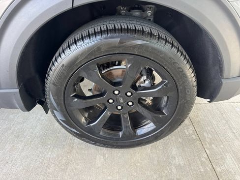Certified 2024 Ford Explorer ST-Line w/ Class IV Trailer Tow Package AWD/4WD image 18