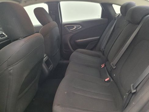 Used 2016 Chrysler 200 Limited w/ Convenience Group FWD image 18