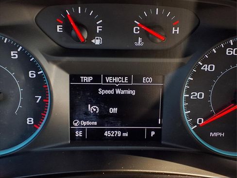 Used 2021 Chevrolet Traverse LS image 19