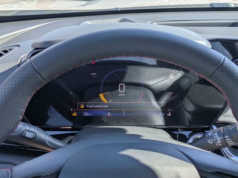 New 2026 Chevrolet Trax RS w/ Sunroof Package FWD image 33