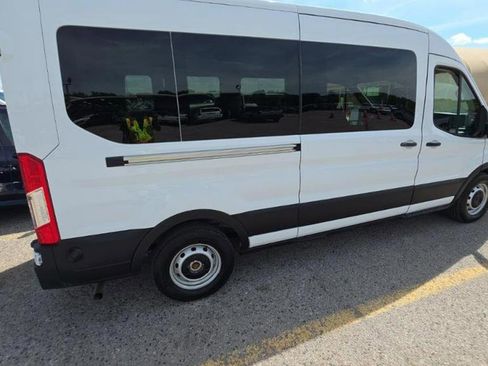 Used 2024 Ford Transit 350 XL image 2