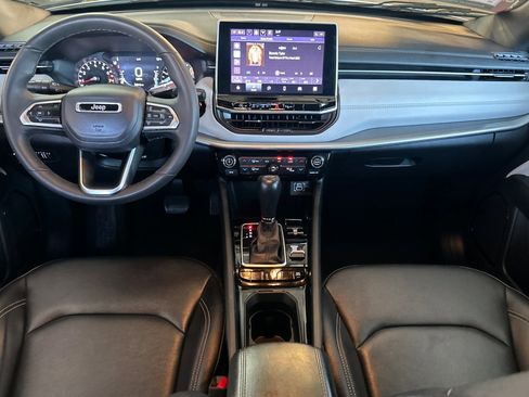 Used 2025 Jeep Compass Limited AWD/4WD image 13