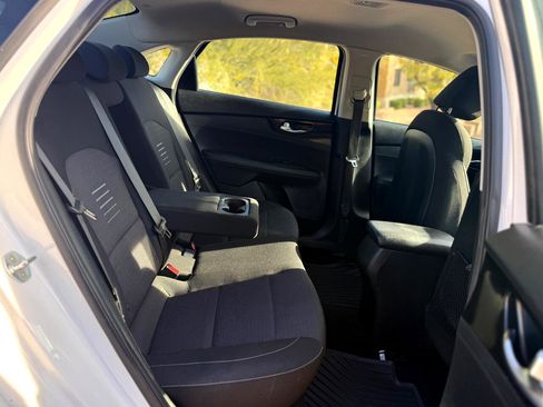 Used 2019 Kia Forte S image 17