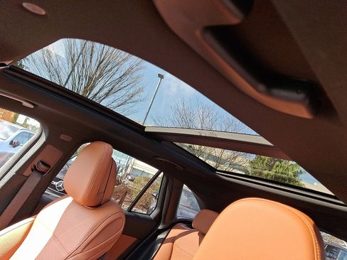 New 2026 Mercedes-Benz GLC 300 4MATIC image 12