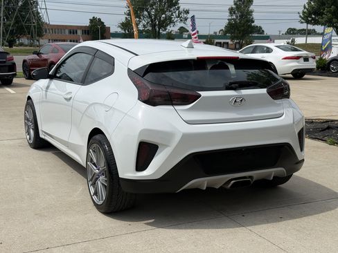 Used 2019 Hyundai Veloster 2.0 FWD image 5