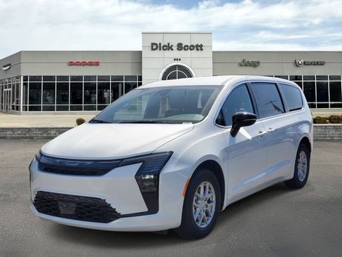 New 2027 Chrysler Pacifica Select FWD image 2