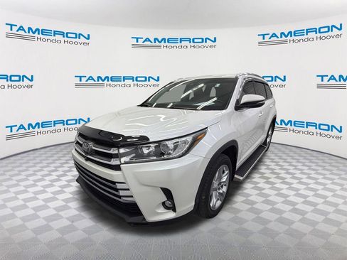 Used 2019 Toyota Highlander Limited image 1