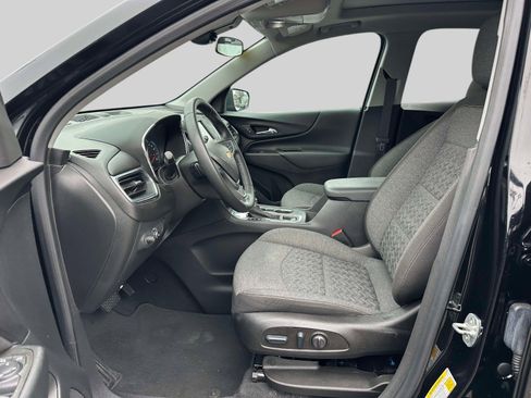 Certified 2023 Chevrolet Equinox LT FWD image 13