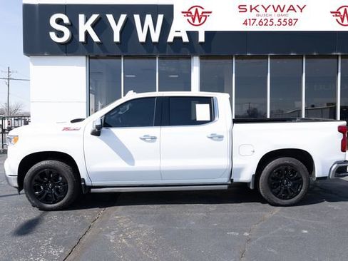 Used 2024 Chevrolet Silverado 1500 LTZ w/ Technology Package image 2