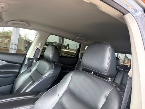 Used 2023 Nissan Murano SV FWD image 11