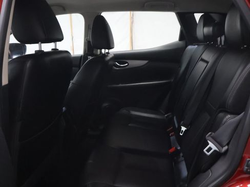 Used 2020 Nissan Rogue Sport SL AWD/4WD image 14