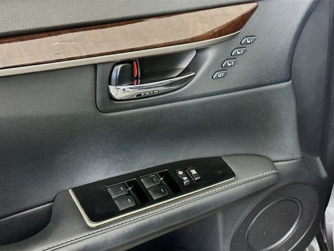Used 2017 Lexus ES 350 w/ Premium Package FWD image 15