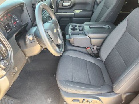 Used 2022 Chevrolet Silverado 1500 Custom image 14