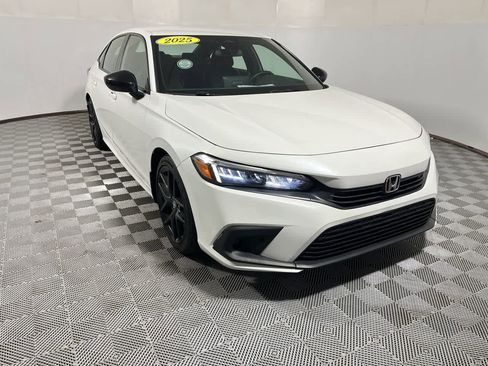 Used 2025 Honda Civic Sport image 2