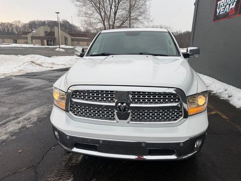 Used 2015 RAM 1500 Laramie w/ Convenience Group image 9